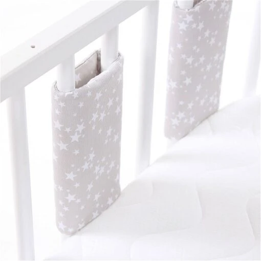 Babybay Nestchen Ultrafresh Piqué Für Maxi, Boxspring, Comfort Perlgrau, Mit Sternen Weiß -Roba Verkäufe 2024 babybay nestchen ultrafresh pique maxi boxspring midi perlgrau sterne weiss 160864 003