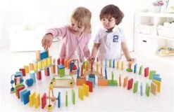 Hape Domino Fantastico E1042 Magnetspiel -Roba Verkäufe 2024 e1042a dynamo dominoes with child 2 1