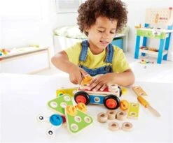 Hape Bauset - Klein E3080 -Roba Verkäufe 2024 e3080 basic builder set with child 1 1