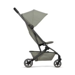 Joolz Aer+ Sage Green Buggy Inkl. Transporttasche -Roba Verkäufe 2024 joolz aer seat side view sage green