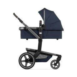 Joolz Day+ Kinderwagen Navy Blue Bundle -Roba Verkäufe 2024 joolz day cot navy blue side 2