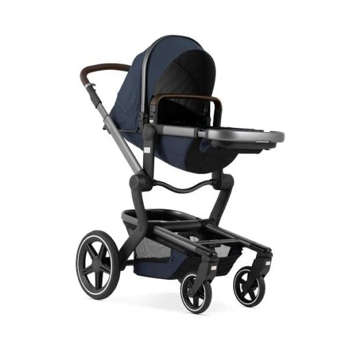 Joolz Day+ Kinderwagen Navy Blue Bundle -Roba Verkäufe 2024 joolz day seat recline navy blue perspective 3