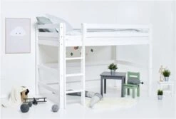 Hoppekids Mittelhohes Bett ECO Luxury 120x200 Cm Weiß Mit Gerader Leiter & Absturzsicherung -Roba Verkäufe 2024 pre a6 12 milieu 2 scaled 1