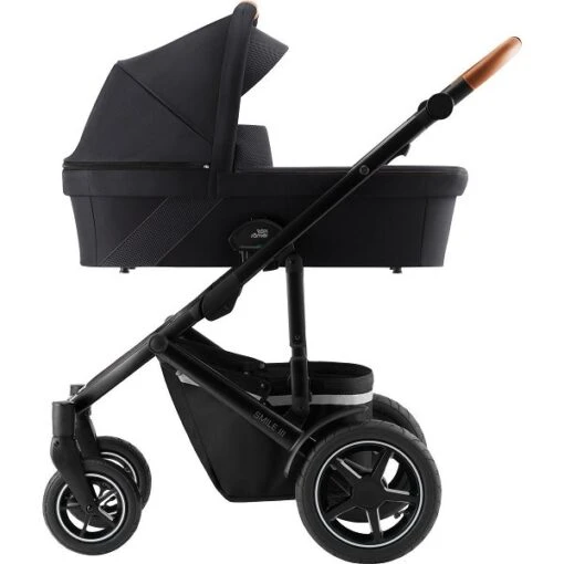 Britax Smile 3 Kinderwagen Fossil Grey Essential Set GRATIS Babywanne -Roba Verkäufe 2024 smile iii cognachandle fossilgrey 01 hardcarrycot 2021 1