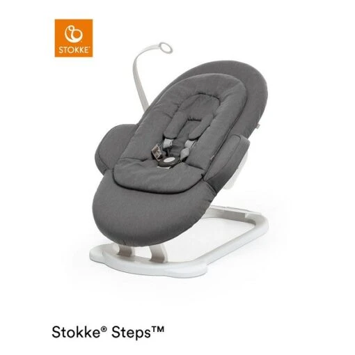 Stokke® Steps™ Bouncer White Deep Grey Babywippe Passend Zum Hochstuhl -Roba Verkäufe 2024 stepsbouncer floor 191213 8i0323 deepgrey white toyhanger rt